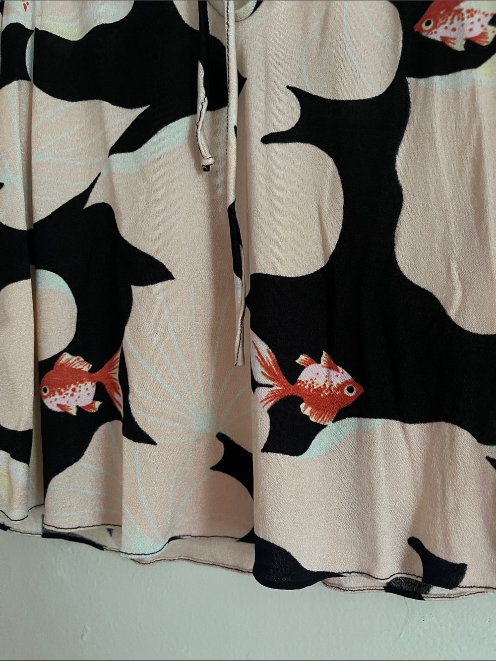 Vintage fish blouse - Picture 3 of 9